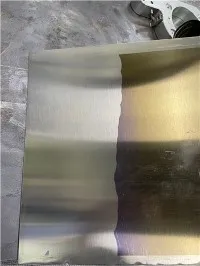 Laserový čistiaci stroj s PVD povlakom